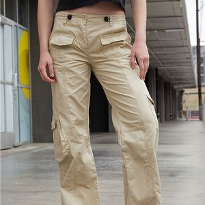 Brandy Melville John Galt Beige Kim Cargo Pants